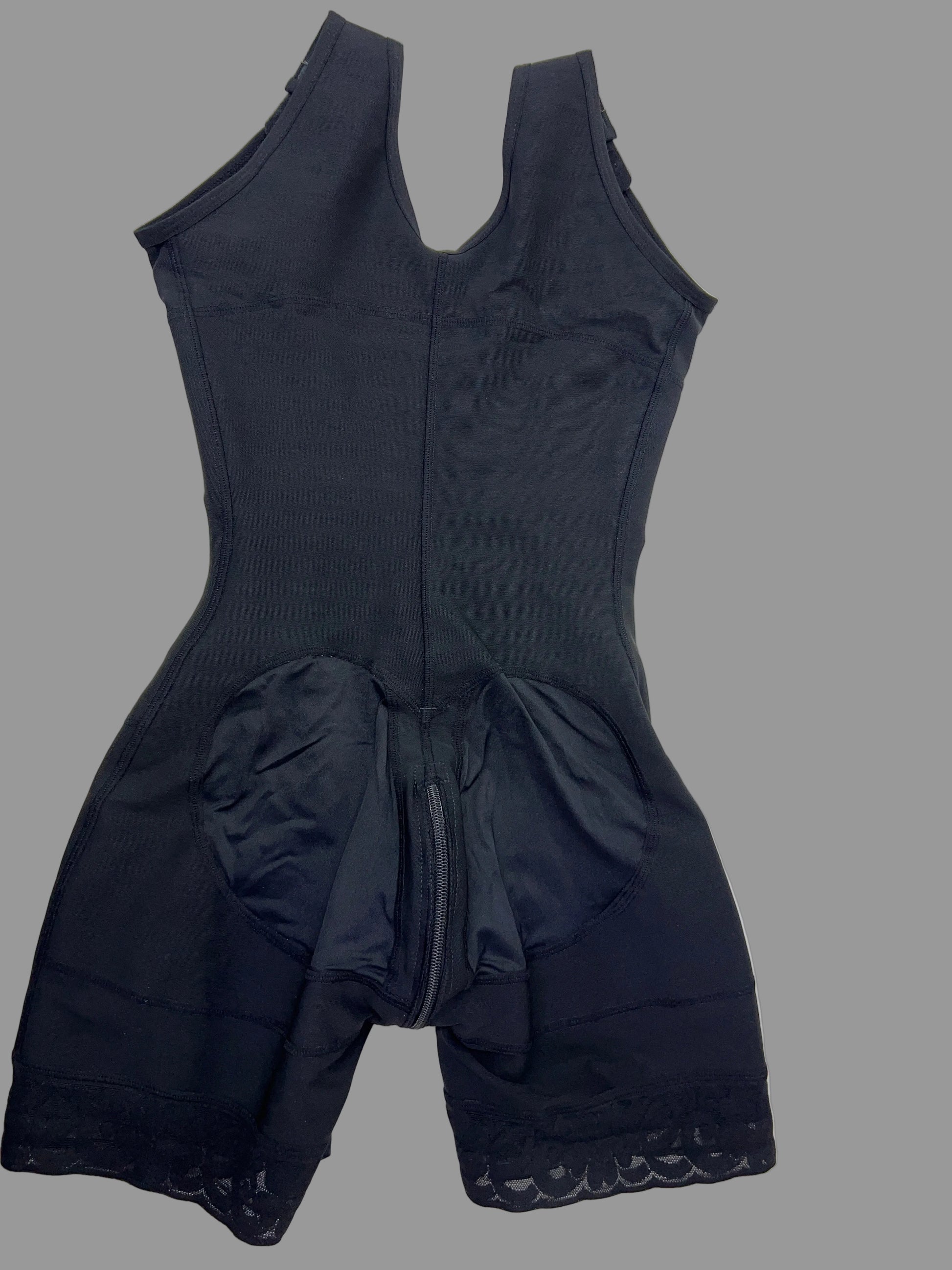 FB724-1zp Short Style High Compression Garment with Thick Straps and Triple Hook Closure - Bonita Shape