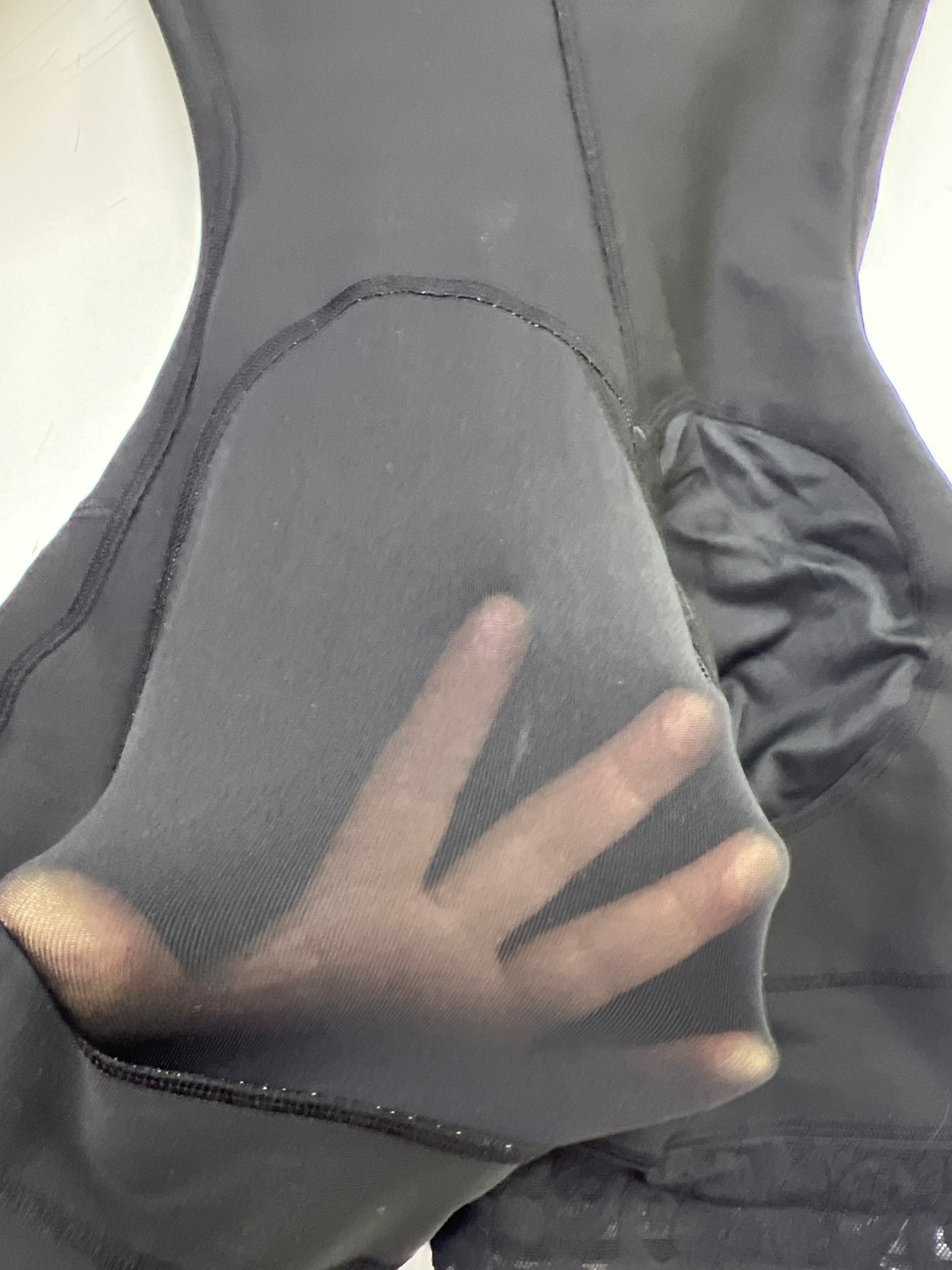 FB724-1zp Short Style High Compression Garment with Thick Straps and Triple Hook Closure - Bonita Shape