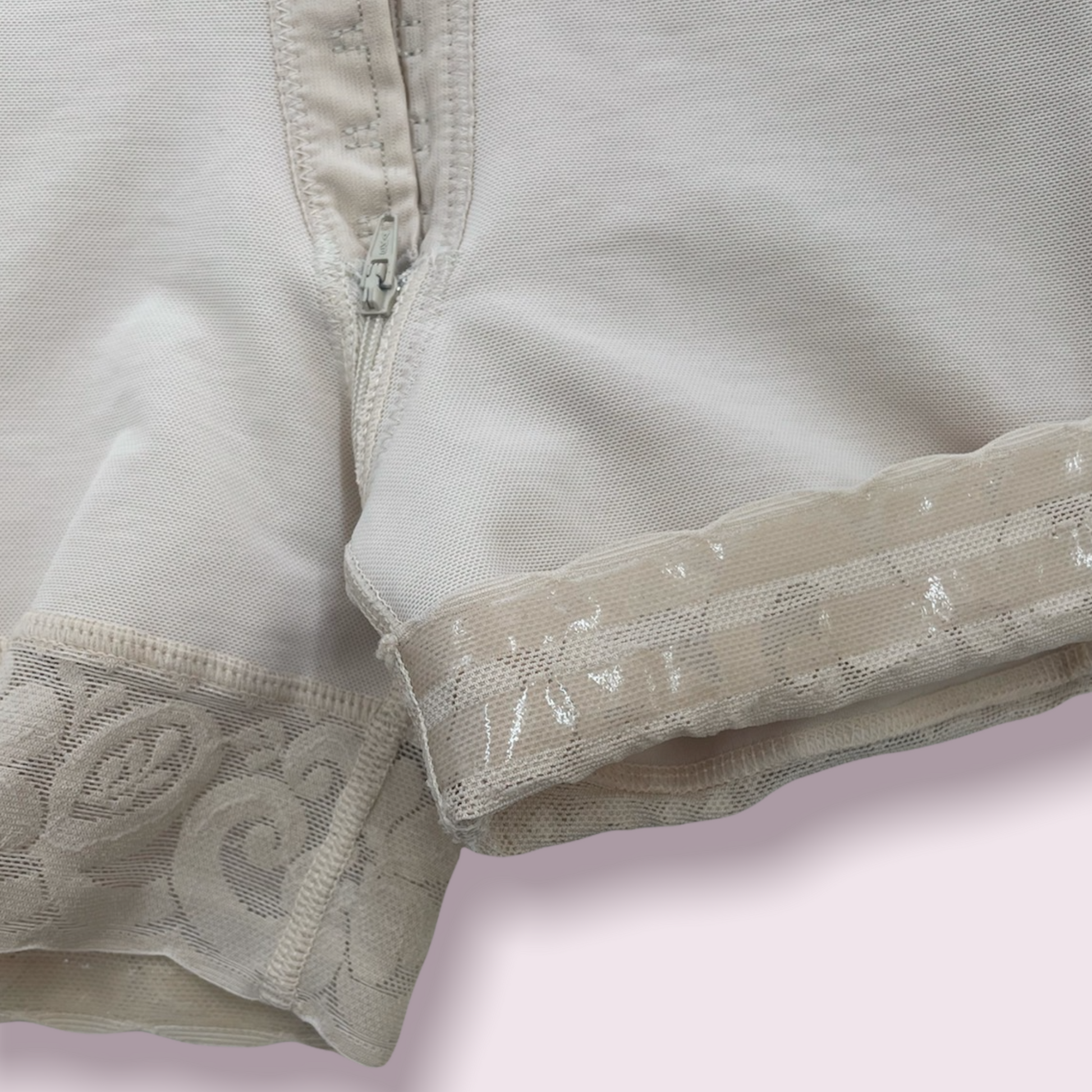 (FINAL SALE) FB1001 FAJA SHORT WITH HOOKS AND ZIPPER - Bonita Shape