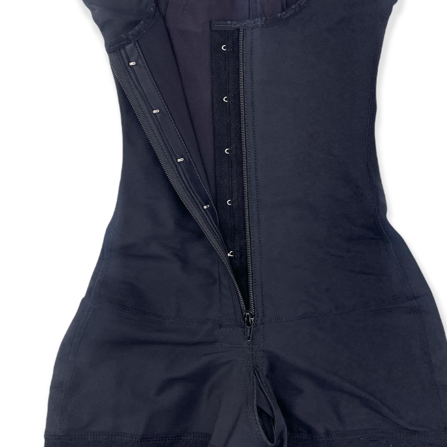 FB763-1 SHORT STYLE FAJA FRONT ZIPPER AND PERINEAL ZIPPER