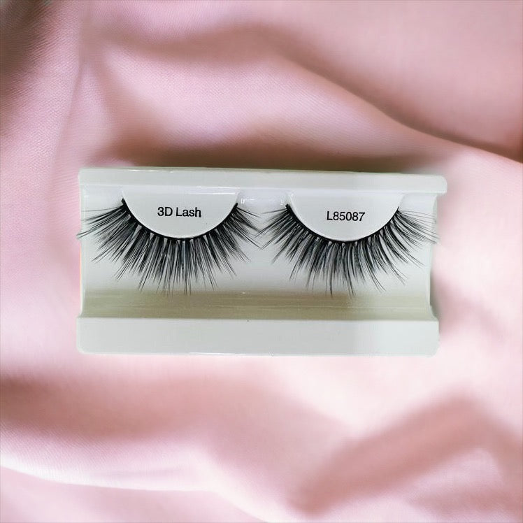 LOVET EYELASHES - Bonita Shape