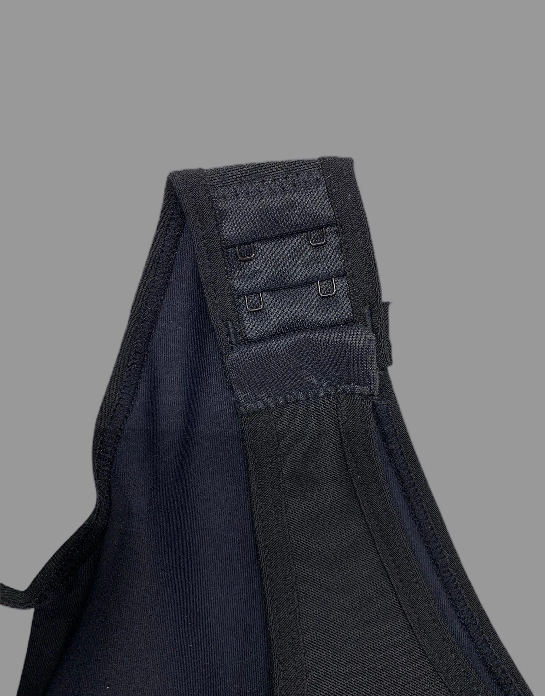 FB724-1zp Short Style High Compression Garment with Thick Straps and Triple Hook Closure - Bonita Shape