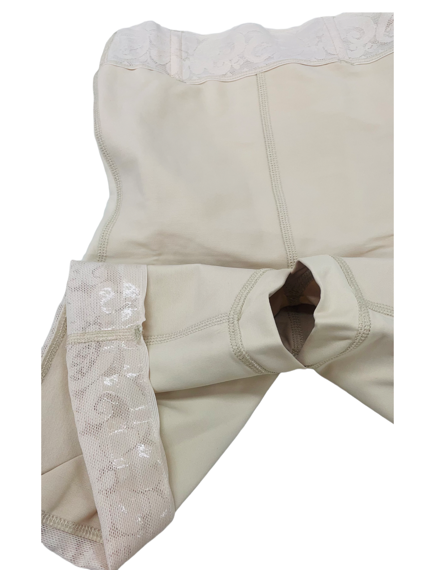 FB823 STRAPLESS SHORT FAJA WITH INVISIBLE BUTT LIFT - Bonita Shape