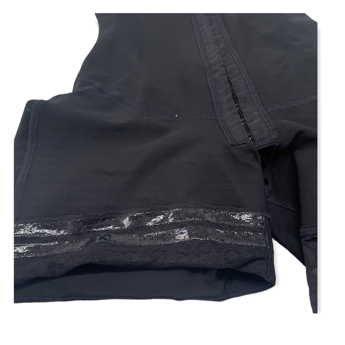 FB724-2zp Faja Short Style High Compression Garment with Thin Adjustable Straps and Triple Hook Closure - Bonita Shape