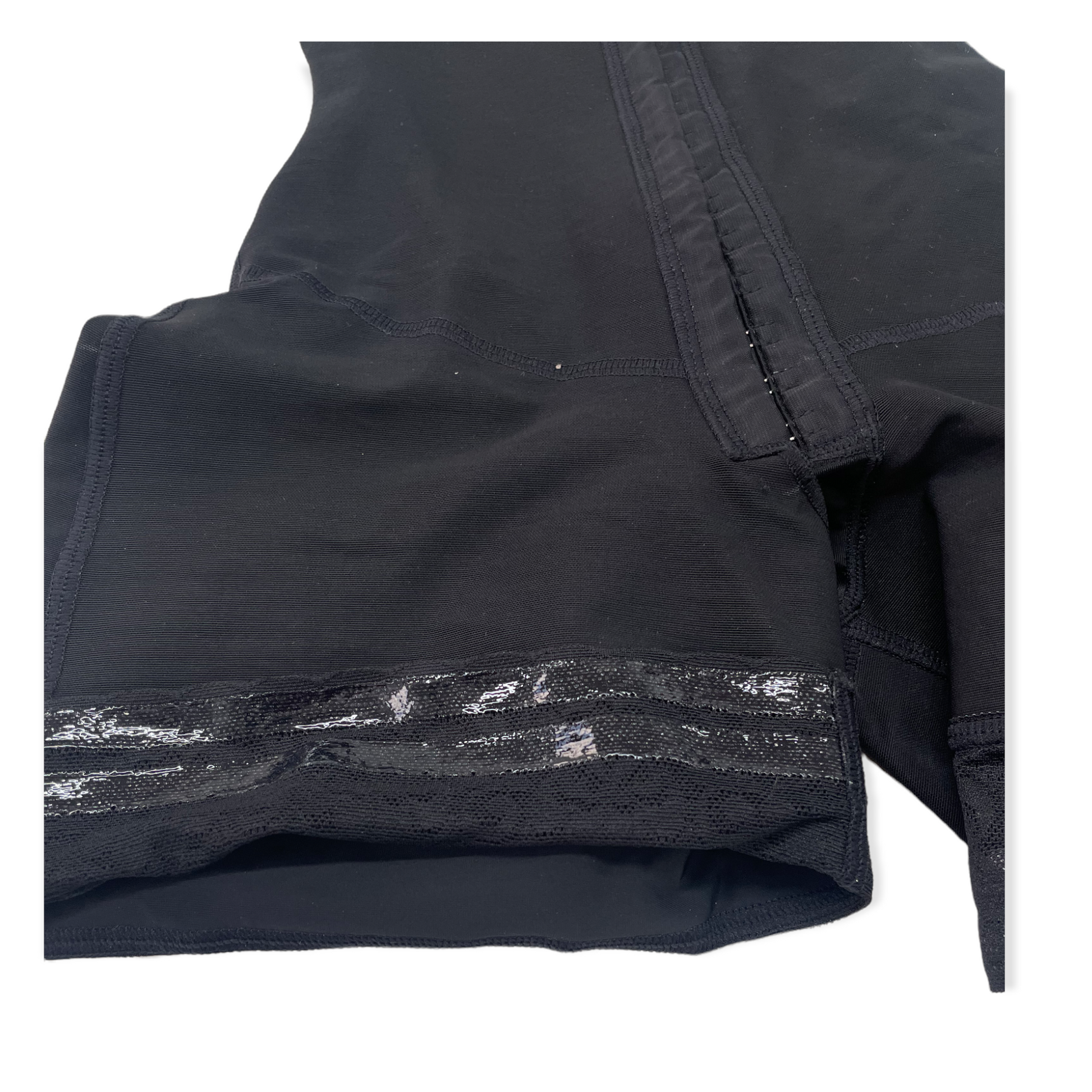 FB724-2zp Faja Short Style High Compression Garment with Thin Adjustable Straps and Triple Hook Closure - Bonita Shape