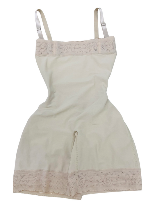 FB825 SEAMLESS STRAPLESS SHORT FAJA