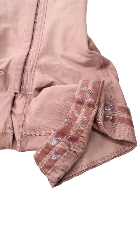 CS696 FAJA SHORT WITH RODS AND HOOOKS