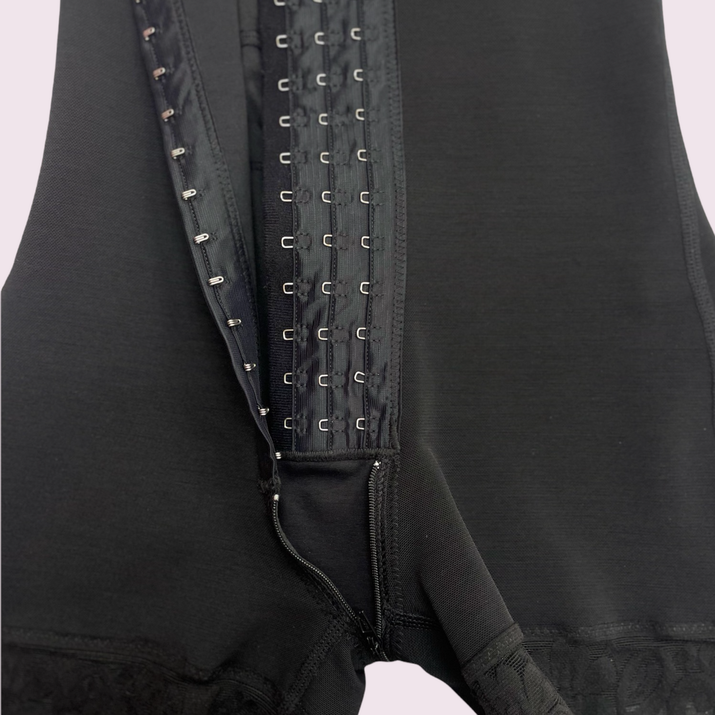 (FINAL SALE) FB1001 FAJA SHORT WITH HOOKS AND ZIPPER - Bonita Shape